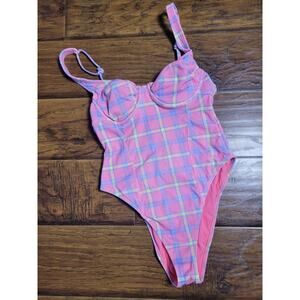 FOREVER 21 One piece swinsuit size M
